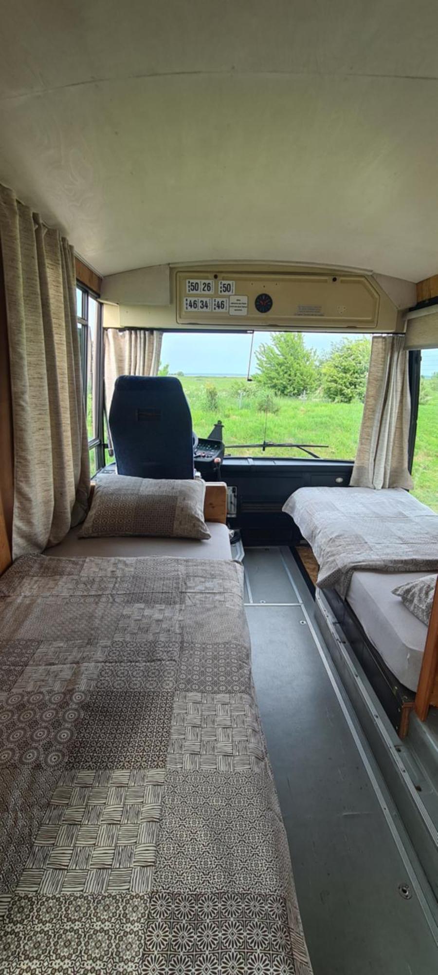 Atomi Countrybus Aucugals Quarto foto
